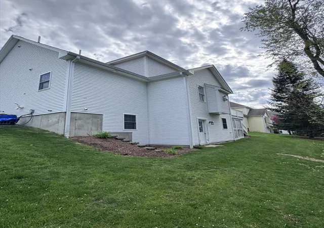15th image of 4 Tilbury Rd #4, Methuen, MA 01844 | MLS# 73553943