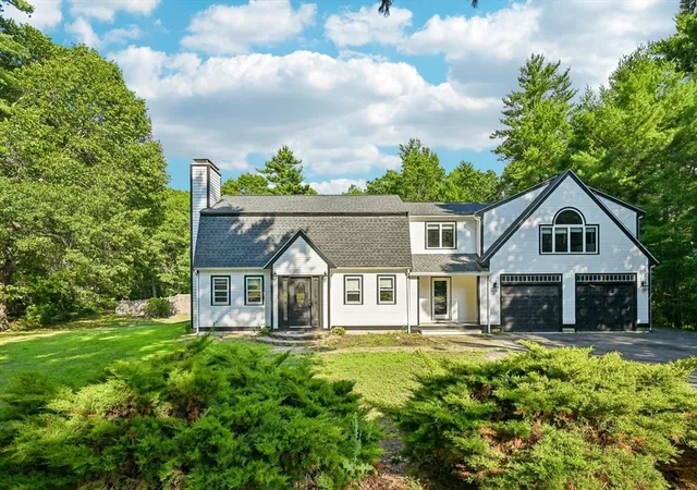 1st image of 6 Susan Cir, Carver, MA 02330 | MLS# 73548350