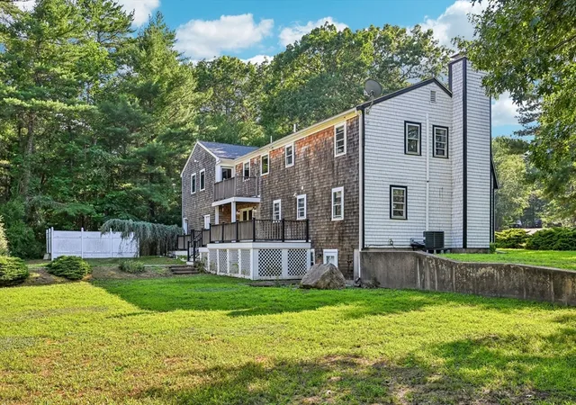Photo 3 of Sale Pending at 6 Susan Cir, Carver, MA 02330 | MLS# 73548350 | Listing updated on 2026-09-08