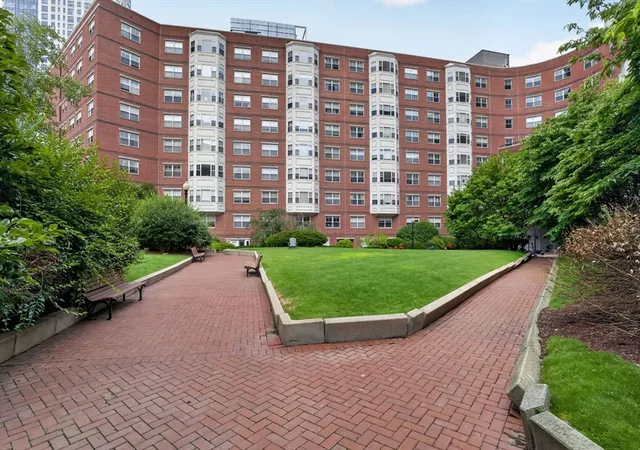 Homes for sale in Boston, MA | 150 Staniford St, Boston, MA 02114 | Houzeo