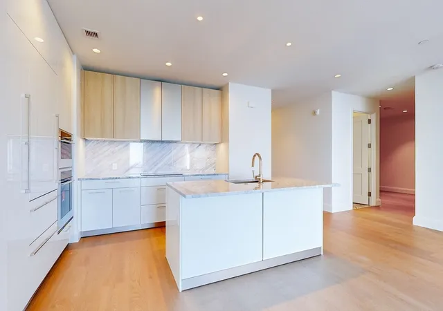 3rd image of 240 Devonshire Street #5011, Boston, MA 02110 | MLS# 73545168