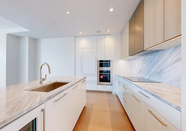 4th image of 240 Devonshire Street #5011, Boston, MA 02110 | MLS# 73545168