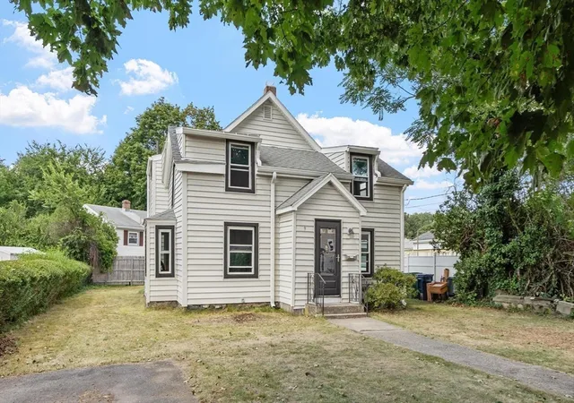 3rd image of 9 Lill Avenue, Newton, MA 02465 | MLS# 73568200