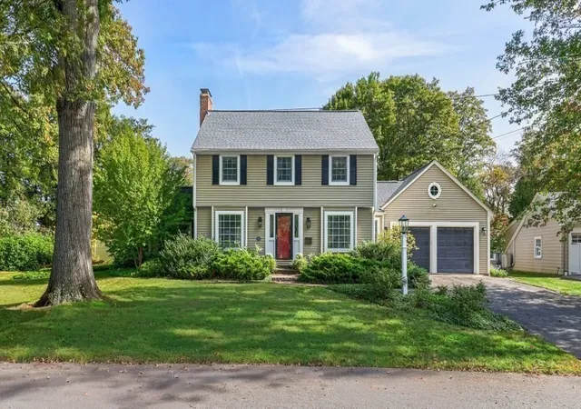 1st image of 36 Westwood Rd, Shrewsbury, MA 01545 | MLS# 73534813
