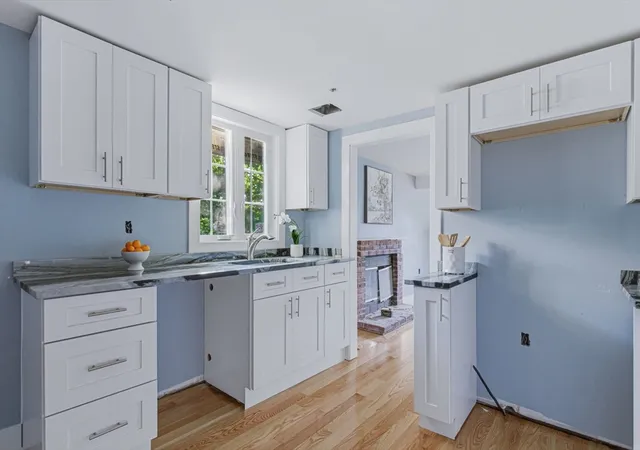 3rd image of 1 Gertrude Rd, North Attleboro, MA 02760 | MLS# 73558602
