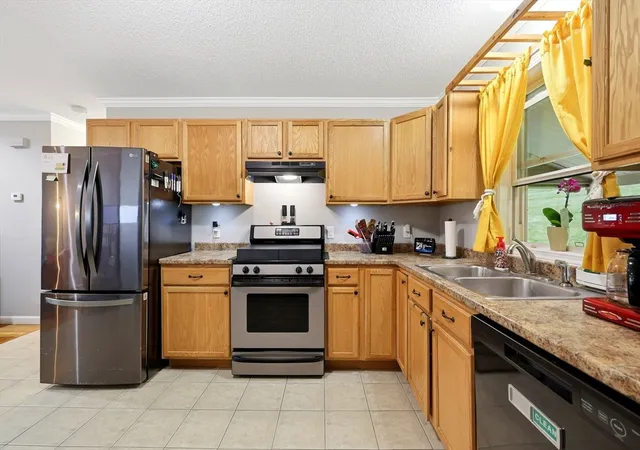 Homes for sale in Chicopee, MA | 83 Buckley Blvd #83, Chicopee, MA 01020 | MLS# 73524831
