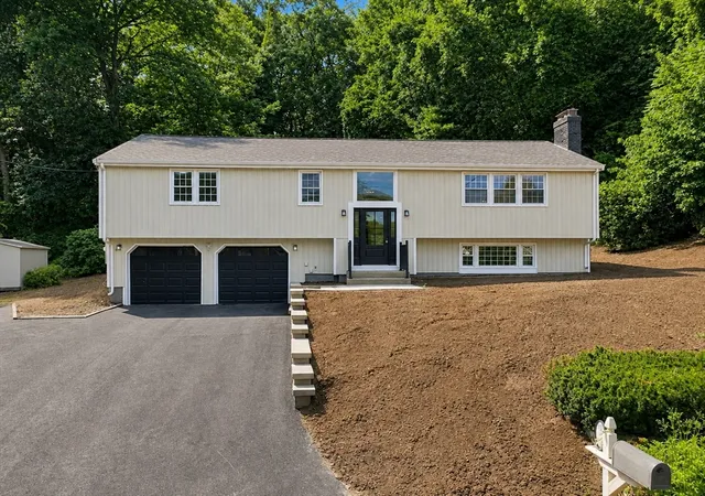 Photo 2 of Single family home for sale at 9 Pavia Pl, Framingham, MA 01702 | MLS# 73568858 | Listing updated on 2026-09-18