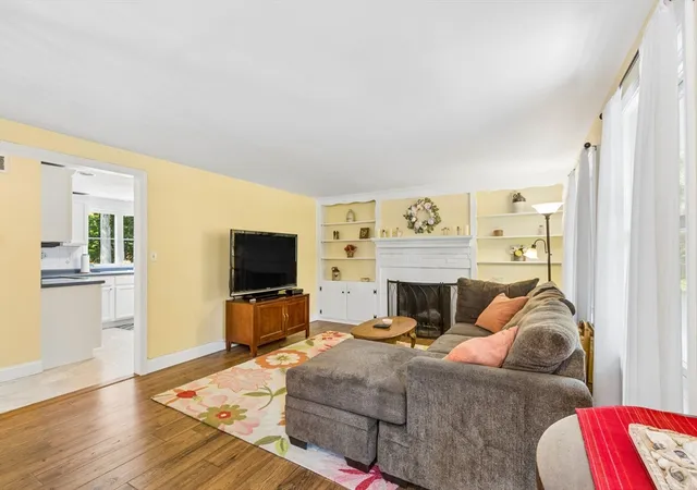 image of 30 Kratz Ave, Attleboro, MA 02703 | MLS# 73557280