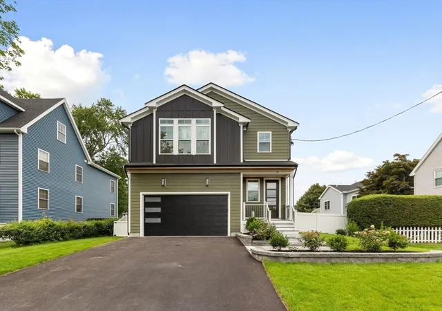 1st image of 30 Calvin St, Lexington, MA 02420 | MLS# 73556712