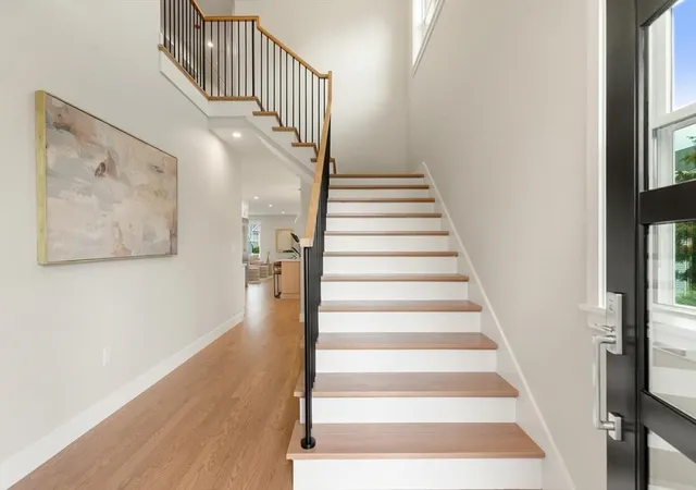2nd image of 30 Calvin St, Lexington, MA 02420 | MLS# 73556712