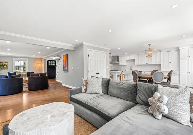 Homes for sale in Wellesley Hills, MA | 23 Northgate Rd, Wellesley Hills, MA 02481 | MLS# 73538643