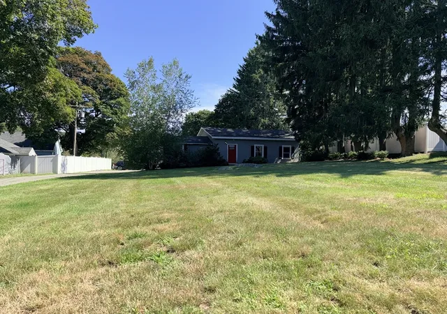 3rd image of 110 River St, Hudson, MA 01749 | MLS# 73566264