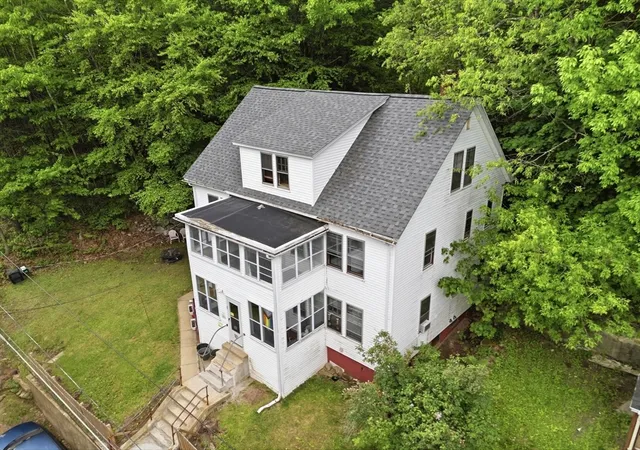 Photo 3 of Sale Pending at 183 Greenwood St, Gardner, MA 01440 | MLS# 73528313 | Listing updated on 2026-09-11