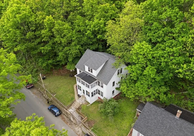 Listing Photo 4 - Condo for sale in building located at 183 Greenwood St, Gardner, MA 01440