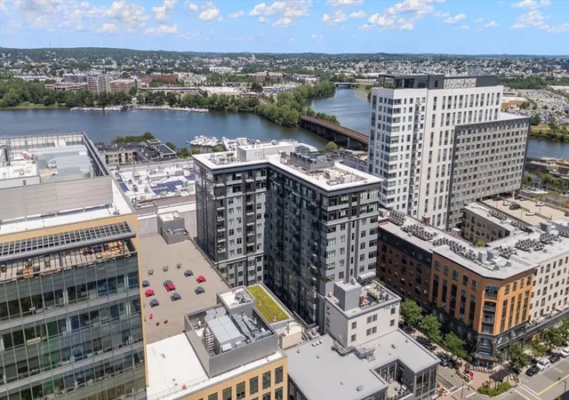 2nd image of 375 Canal St, Somerville, MA 02145