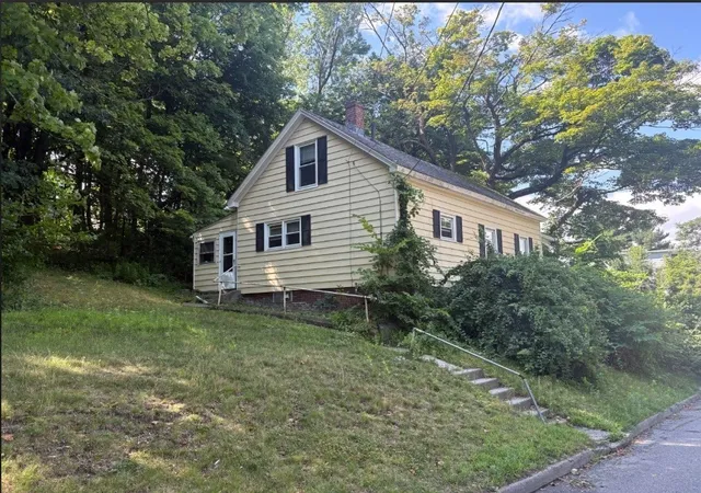 Photo 1 of Sale Pending at 118 Norfolk St, Worcester, MA 01604 | MLS# 73552591 | Listing updated on 2026-09-16