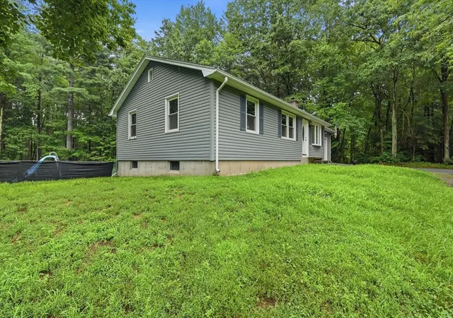 5th image of 226 Plumtree Rd, Sunderland, MA 01375 | MLS# 73546515