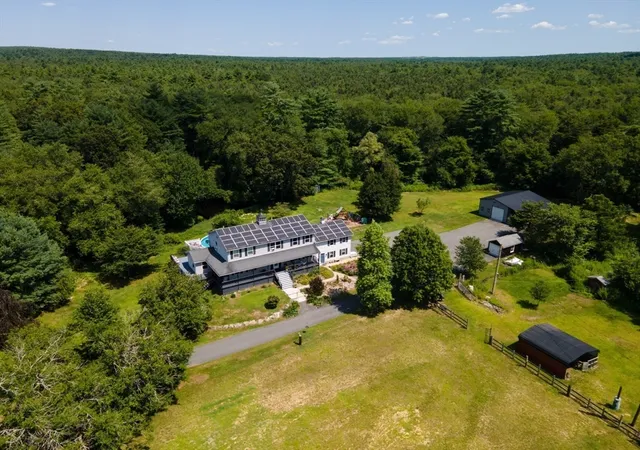5th image of 511 Old Fall River Rd, Dartmouth, MA 02747 | MLS# 73566950