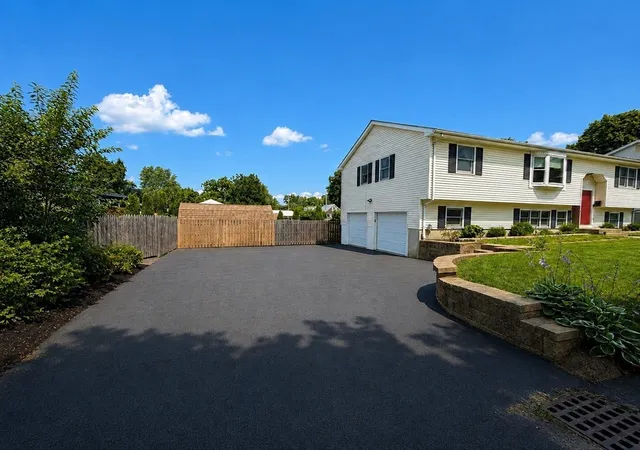 2nd image of 24 Montclair St, Chicopee, MA 01013 | MLS# 73561512