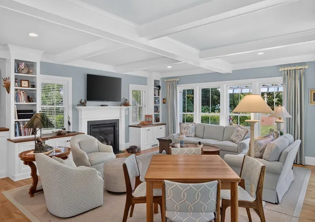 4th image of 15 Shattuck Pl #15, Chatham, MA 02633 | MLS# 73557413