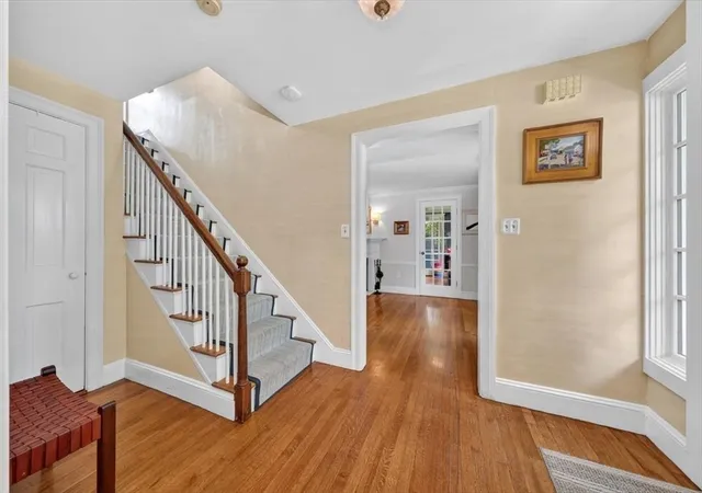 5th image of 11 Ship St, Hingham, MA 02043 | MLS# 73549064