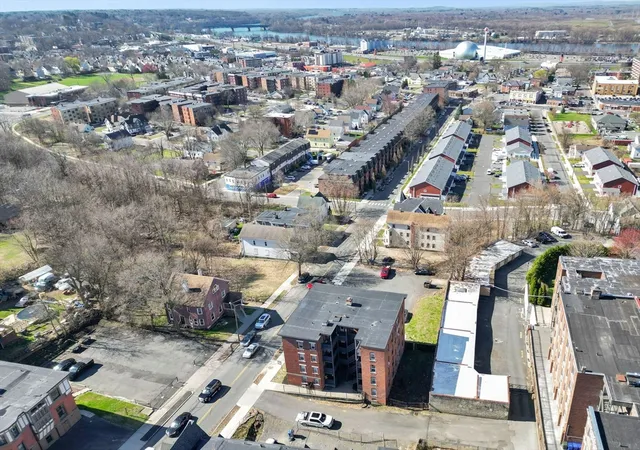 5th image of 120-122 Central St, Springfield, MA 01105 | MLS# 73501818