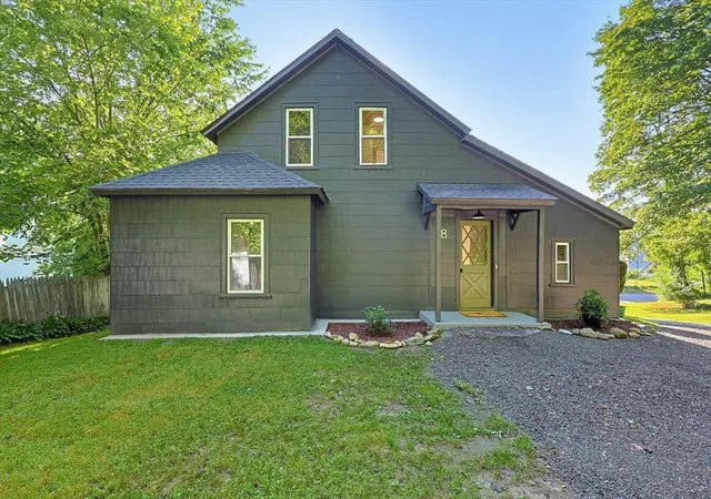 Homes for sale in Webster, MA | 8 Mount Pleasant St, Webster, MA 01570 | MLS# 73547780