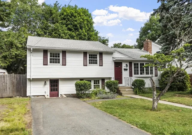 Homes for sale in Arlington, MA | 283 Florence Ave, Arlington, MA 02476 | MLS# 73536470