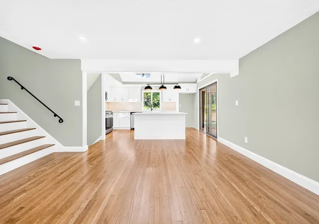 Photo 4 of Single family home for sale at 14 Clarence St, Billerica, MA 01821 | MLS# 73554300 | Listing updated on 2026-09-18