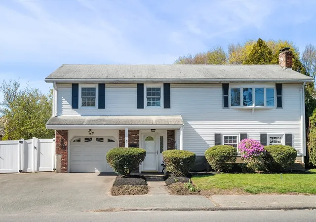 Photo 1 of Single family home for sale at 3 Witch Way, Salem, MA 01970 | MLS# 73566258 | Listing updated on 2026-09-13