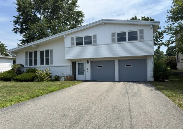 Homes for sale in Newton, MA | 55 Esty Farm, Newton, MA 02459 | MLS# 73545789