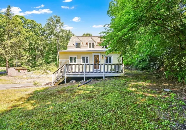 Homes for sale in Palmer, MA | 264 Flynt St, Palmer, MA 01069 | MLS# 73534215