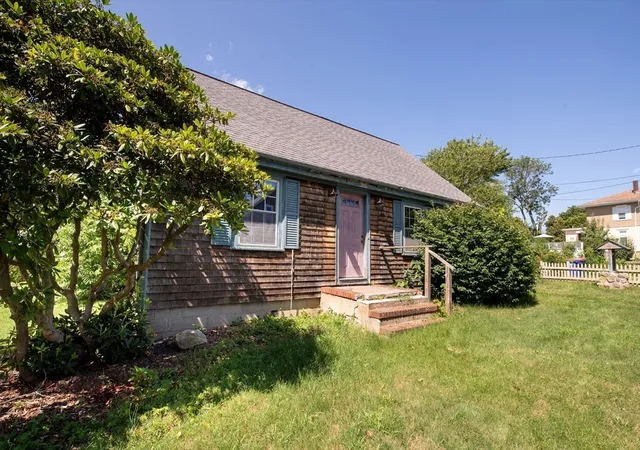 2nd image of 24 Jesse St, Fairhaven, MA 02719 | MLS# 73555338