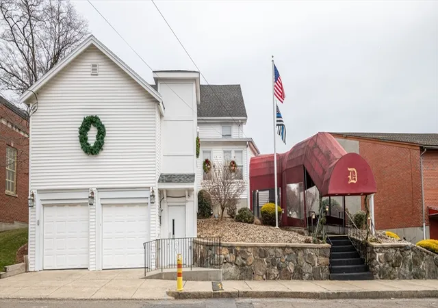 2nd image of 11 Linden Street, Reading, MA 01867 | MLS# 73500975