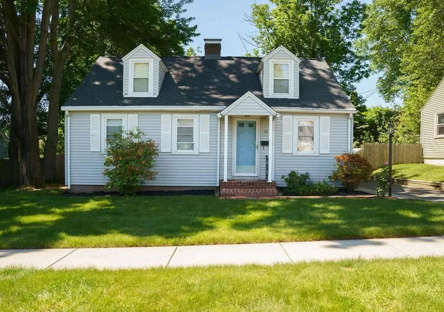 Homes for sale in Agawam, MA | 69 Alhambra Cir S, Agawam, MA 01001 | MLS# 73532579