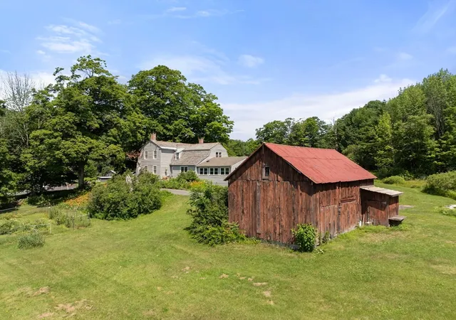 3rd image of 287 Williamsburg, Conway, MA 01096 | MLS# 73545463