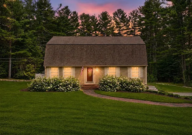 2nd image of 25 Coal Kiln Rd, Princeton, MA 01541 | MLS# 73546862