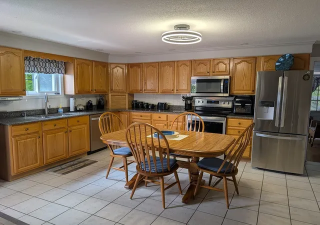 2nd image of 50 Ash St, Gardner, MA 01440 | MLS# 73556536