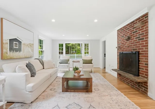 1st image of 147 Forest St, Norwell, MA 02061 | MLS# 73529189