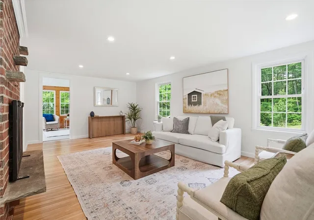 2nd image of 147 Forest St, Norwell, MA 02061 | MLS# 73529189