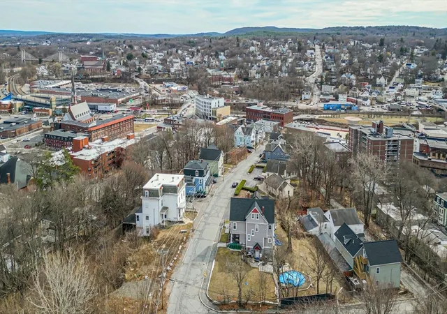 4th image of 29 Mt Vernon, Fitchburg, MA 01420 | MLS# 73348252