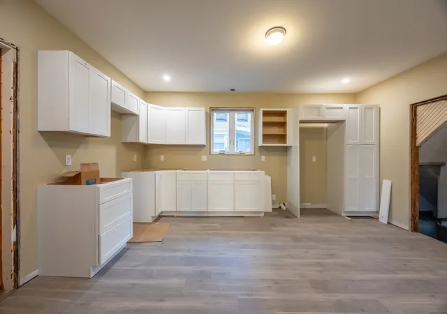 Homes for sale in New Bedford, MA | 124 Mill St, New Bedford, MA 02740 | MLS# 73507600