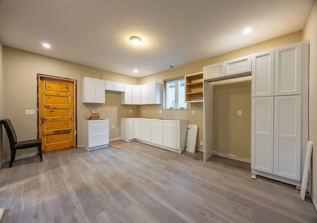 Homes for sale in New Bedford, MA | 124 Mill St, New Bedford, MA 02740 | MLS# 73507600