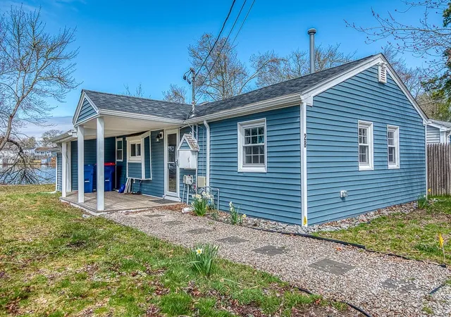 4th image of 28 Lakeview, East Wareham, MA 02538 | MLS# 73503211