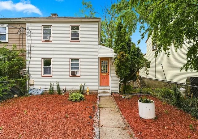 3rd image of 127 Sunnyside Ave, Arlington, MA 02474