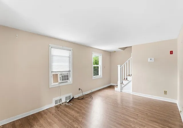 4th image of 127 Sunnyside Ave, Arlington, MA 02474