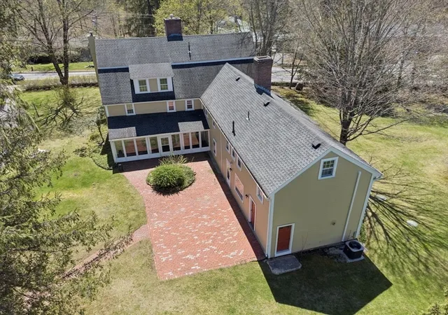 Photo 4 of Single family home for sale at 302 Church St, Northborough, MA 01532 | MLS# 73508298 | Listing updated on 2026-08-06