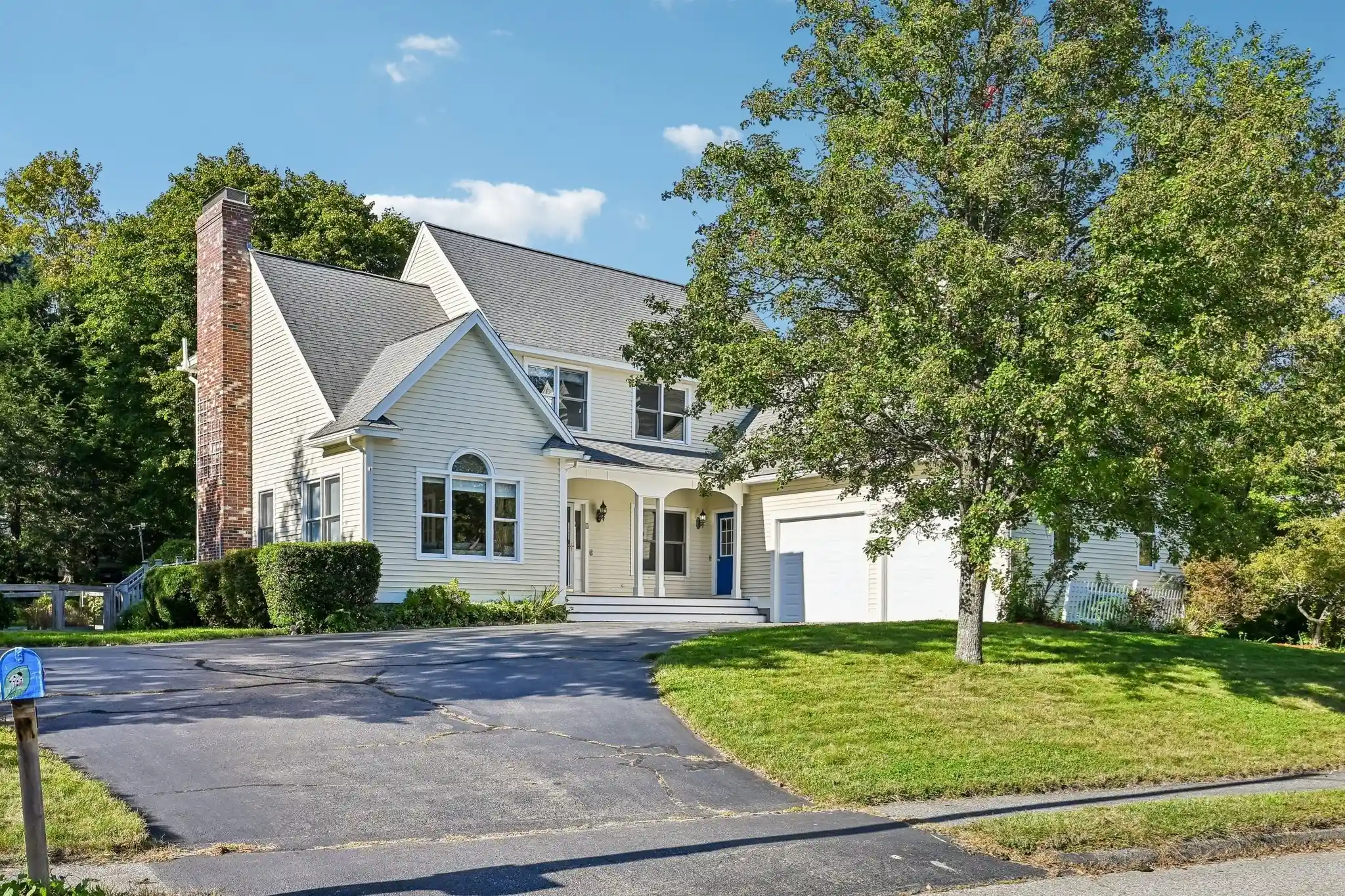 Photo 1 of Single family home for sale at 2 Stone Meadow Farm Dr, Shrewsbury, MA 01545 | MLS# 73590162 | Listing updated on 2026-10-19