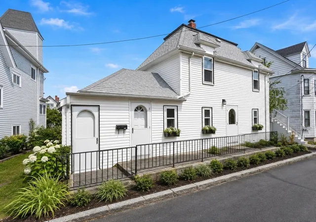 3rd image of 216 Crest Ave, Revere, MA 02151 | MLS# 73566853