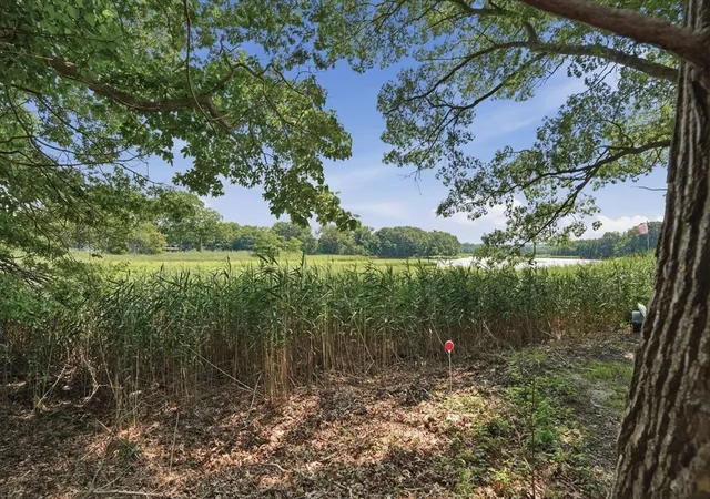 1st image of 4 Point St, Assonet, MA 02702 | MLS# 73563756